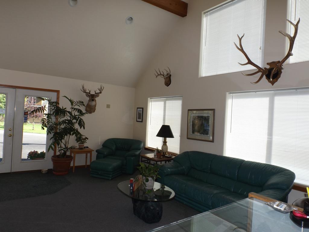 Clark Fork Lodge Экстерьер фото