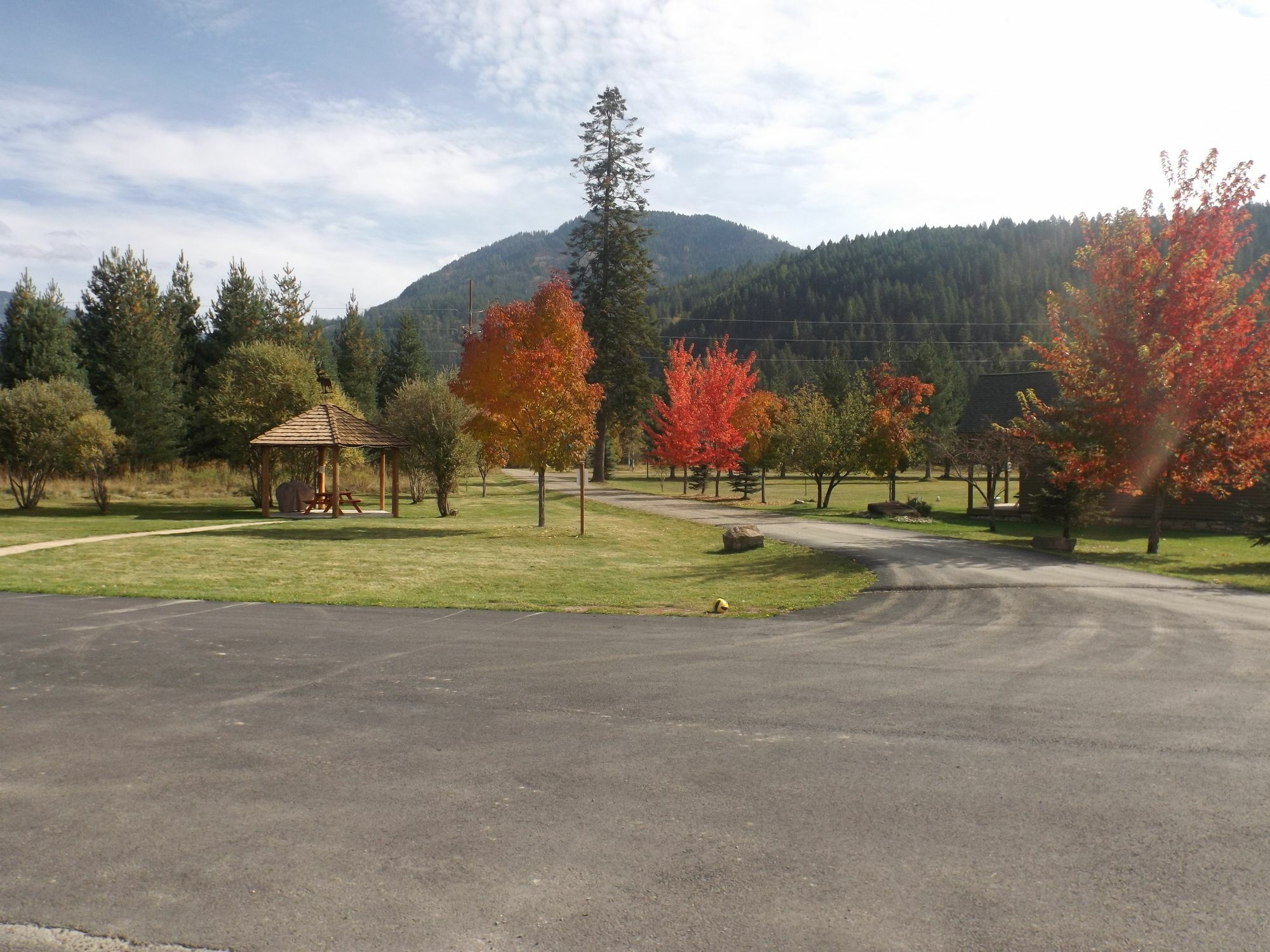 Clark Fork Lodge Экстерьер фото